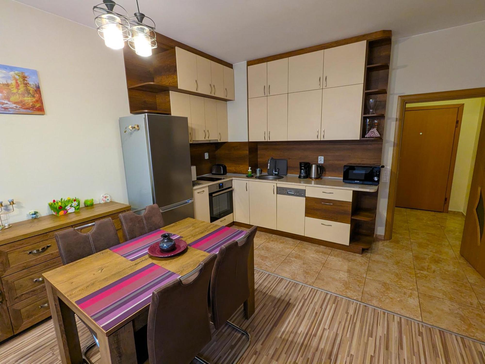 Business And Leisure Apartments In Mladost 2 With Free Garage София Экстерьер фото