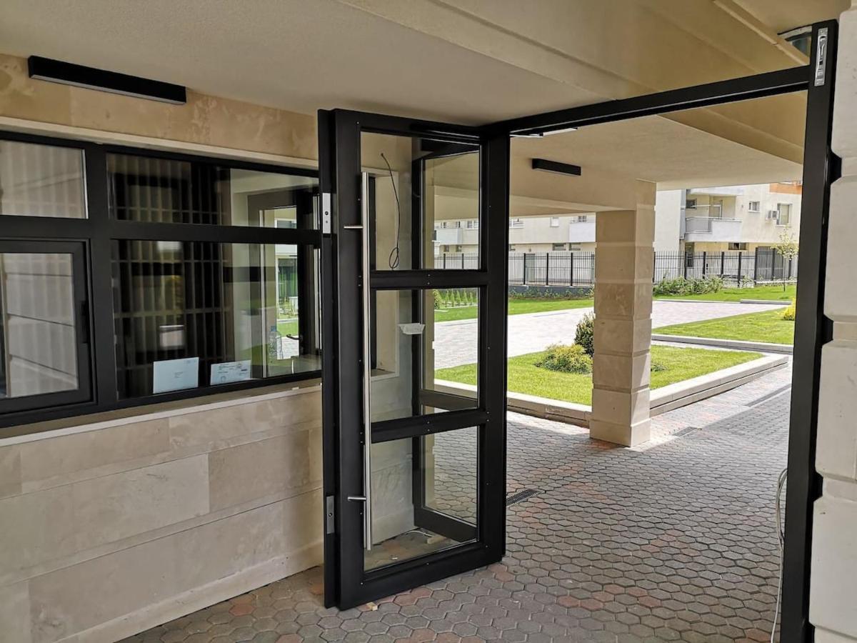 Business And Leisure Apartments In Mladost 2 With Free Garage София Экстерьер фото